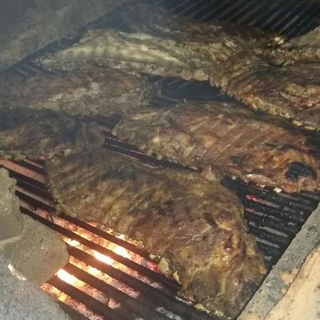 La Famosa Costillas A La Lena Jarabacoa Buitenkant foto